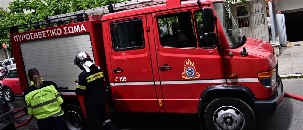 Φωτιά σε φούρνο στο κέντρο της Αθήνας